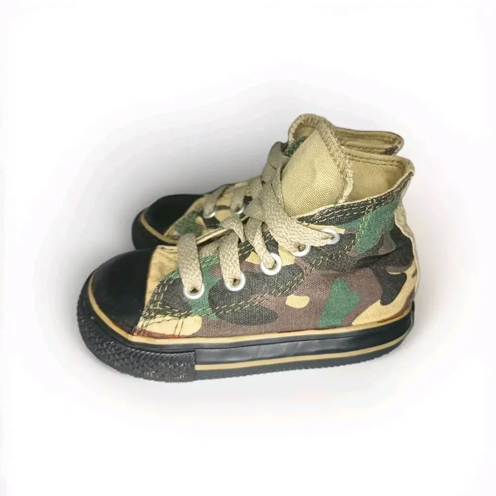 Converse All Star Chuck Taylor Toddler Hi-Top Camo Green Black Size 5 Pre-Owned